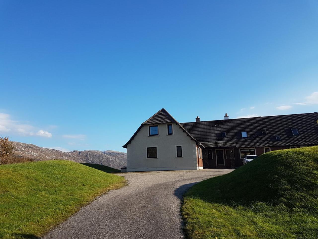 Newton Lodge Lairg Exterior photo